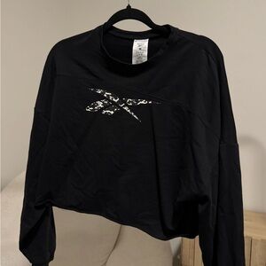 Reebok Women's Black Graphic Sweatshirt
